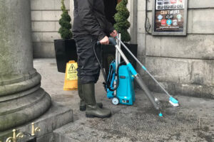 chewing gum removal scotland1